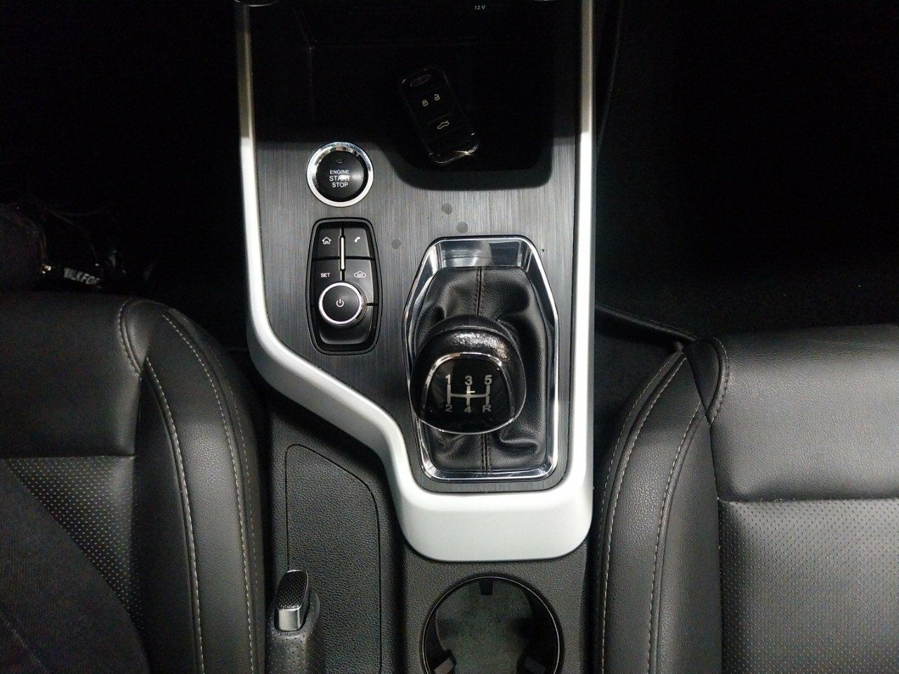 Foto DR Automobiles DR4 17