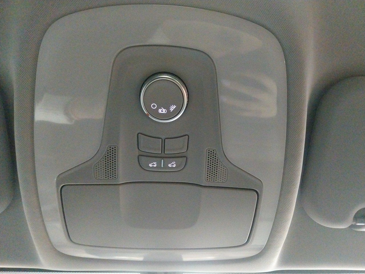 Foto DR Automobiles DR4 18