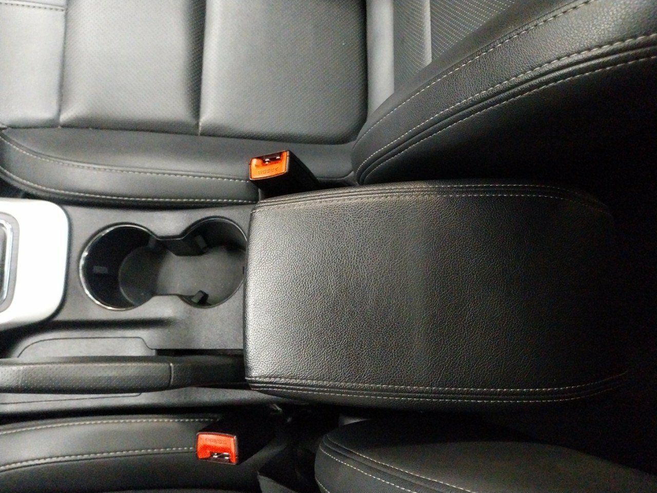 Foto DR Automobiles DR4 21