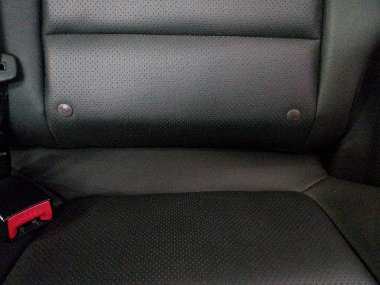 Foto DR Automobiles DR4 22