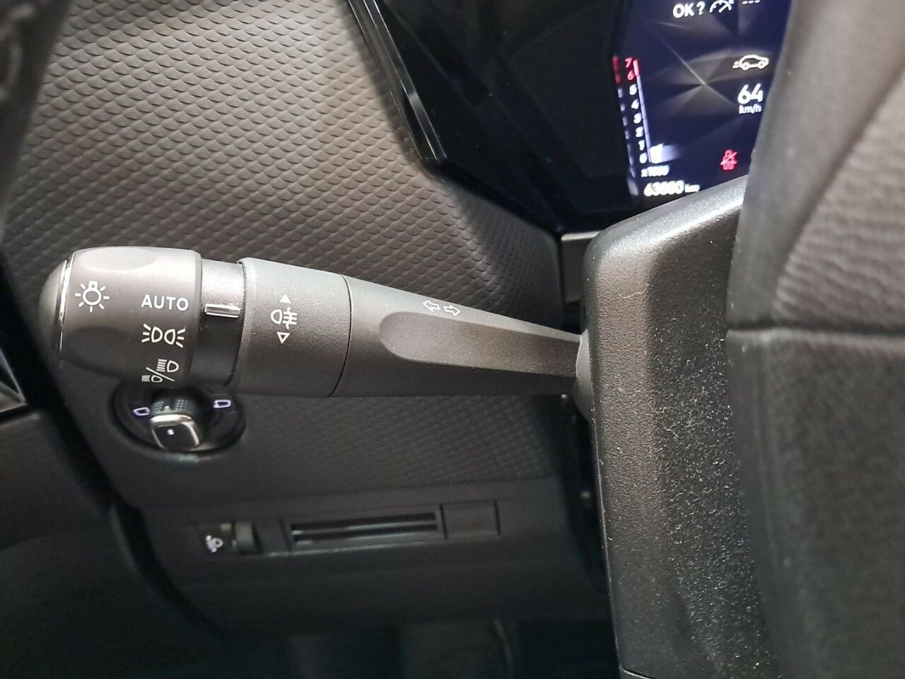 Foto DS Automobiles DS 4 14