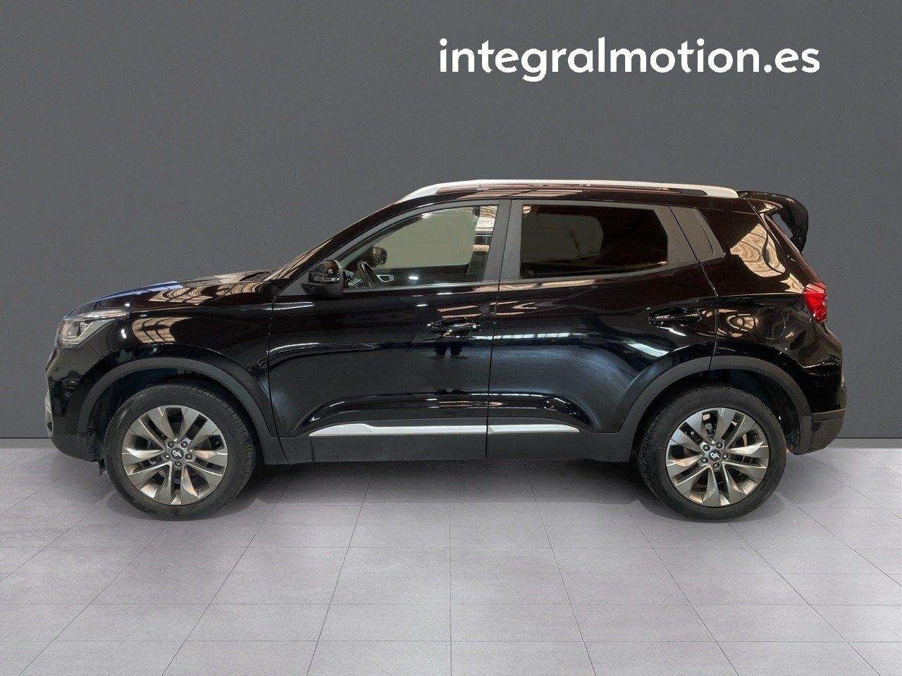 Foto DR Automobiles DR4 24