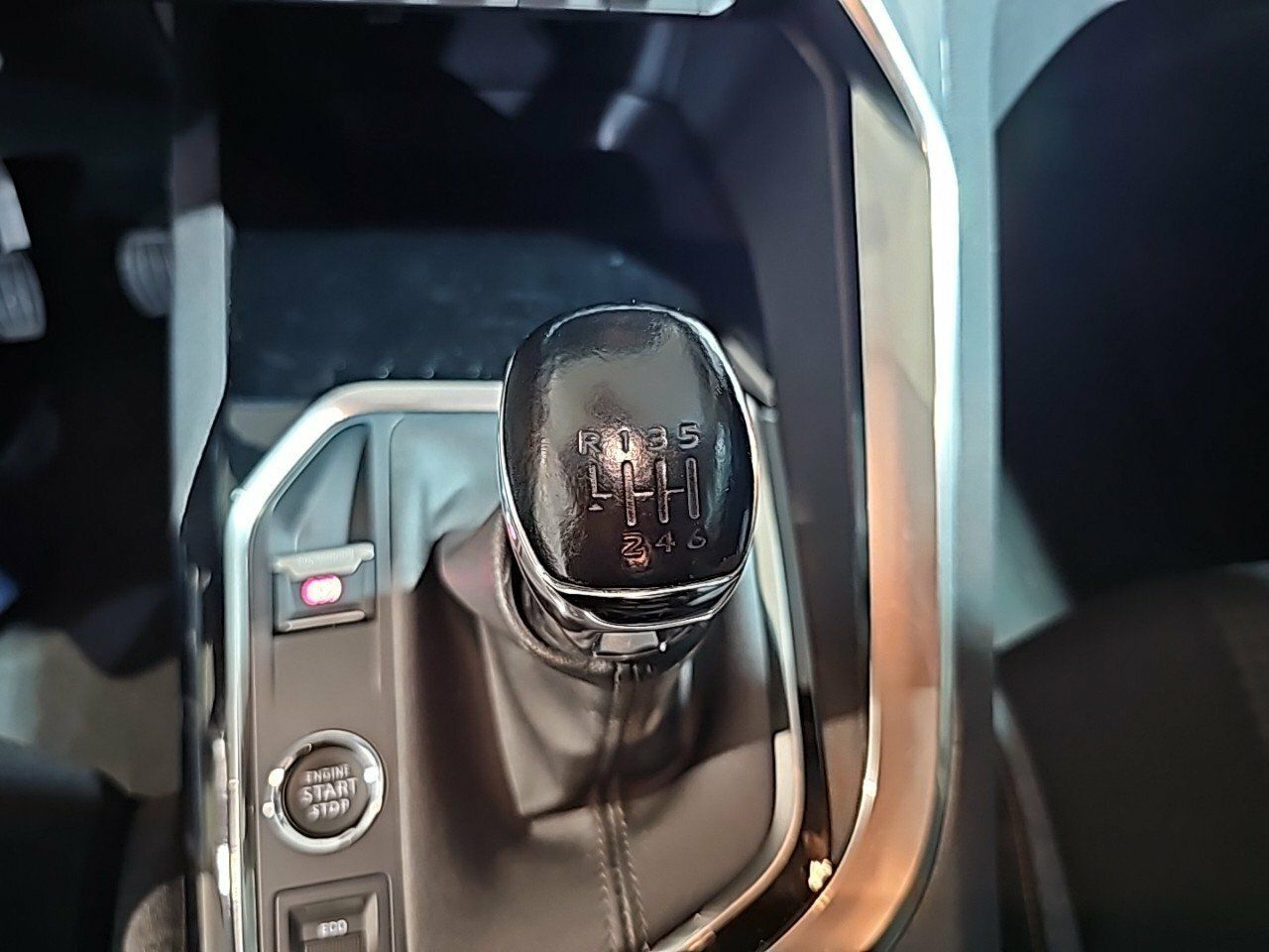 Foto Peugeot 5008 18
