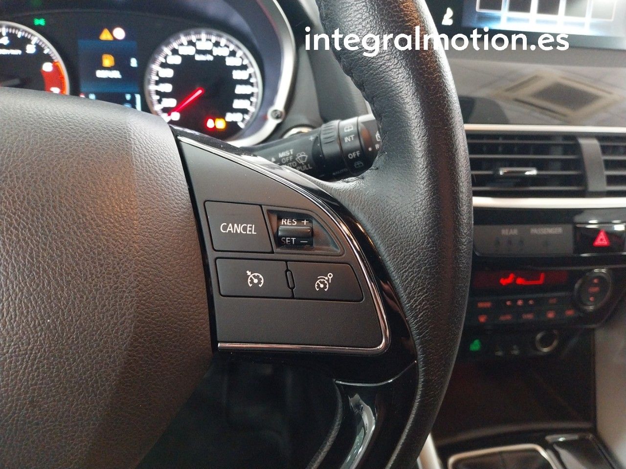 Foto Mitsubishi Eclipse Cross 13