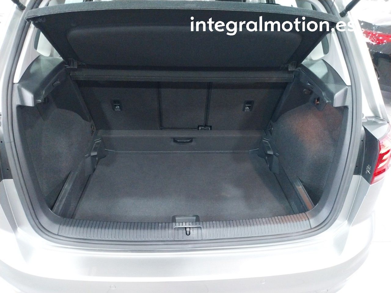 Foto Volkswagen Golf 30