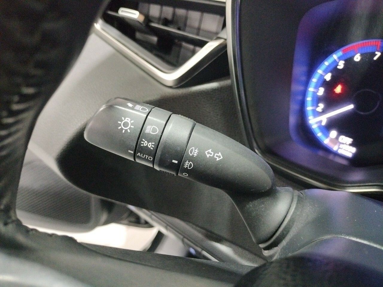 Foto Toyota Corolla 14