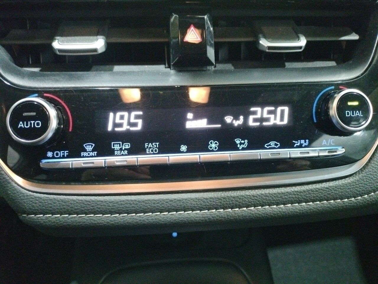 Foto Toyota Corolla 17