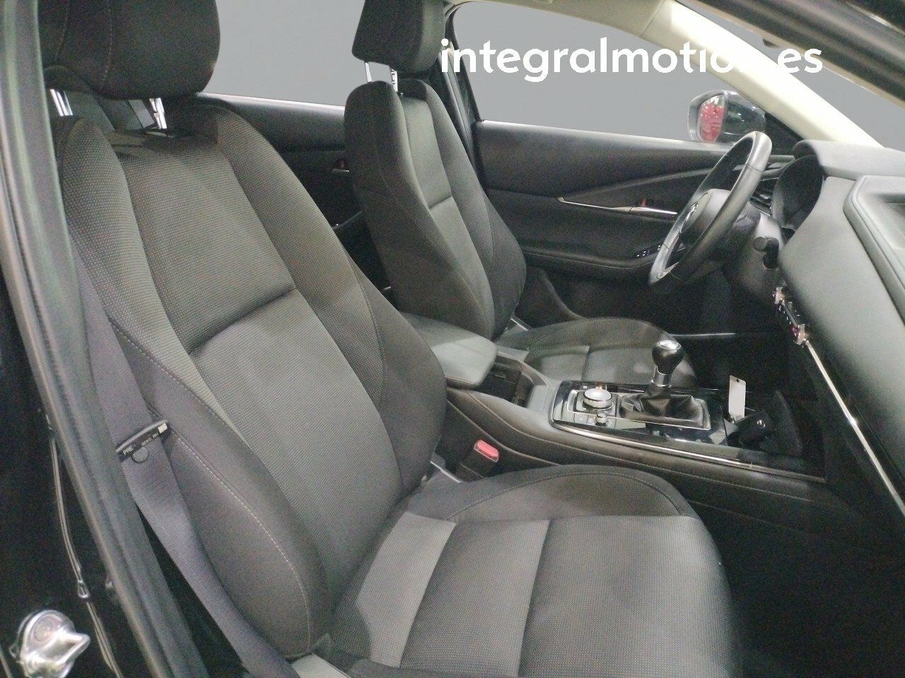 Foto Mazda CX-30 9