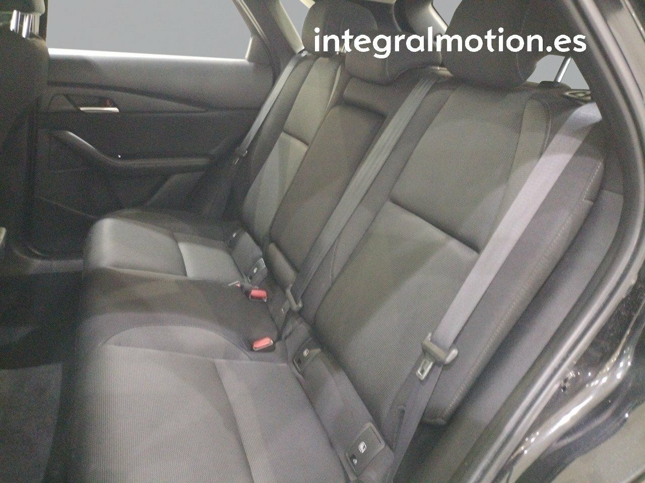Foto Mazda CX-30 10