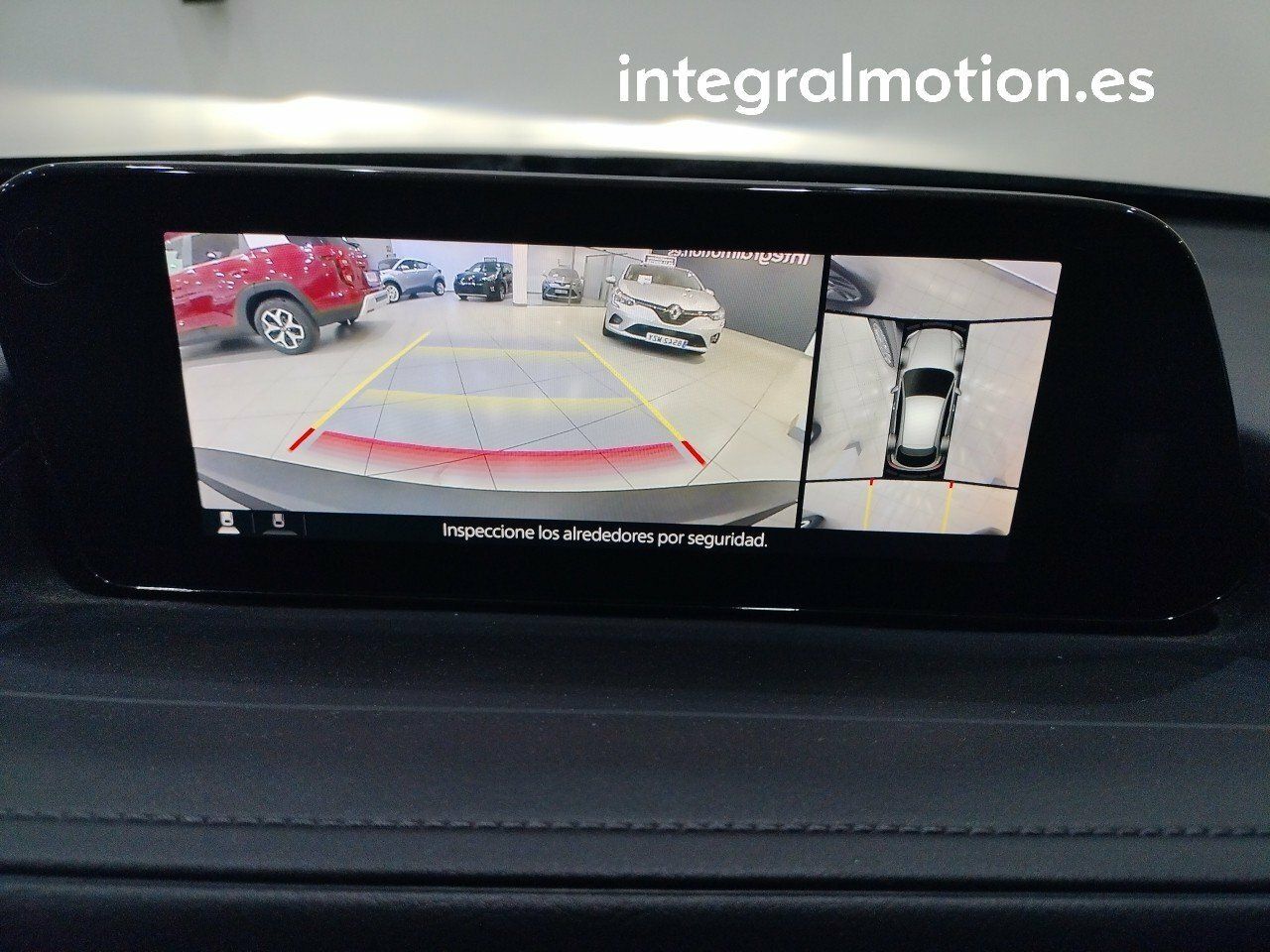 Foto Mazda CX-30 16
