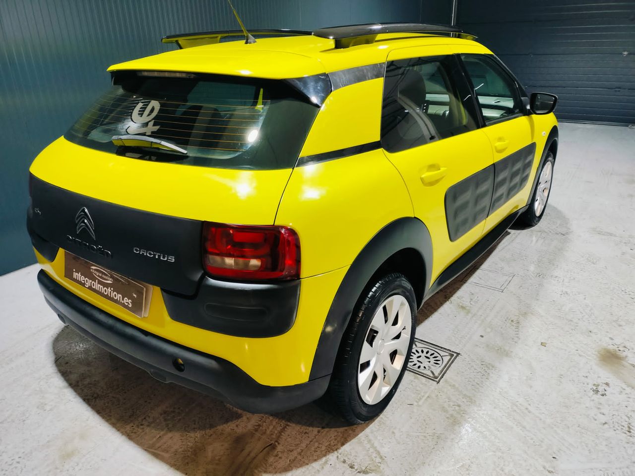 Foto Citroën C4 Cactus 18