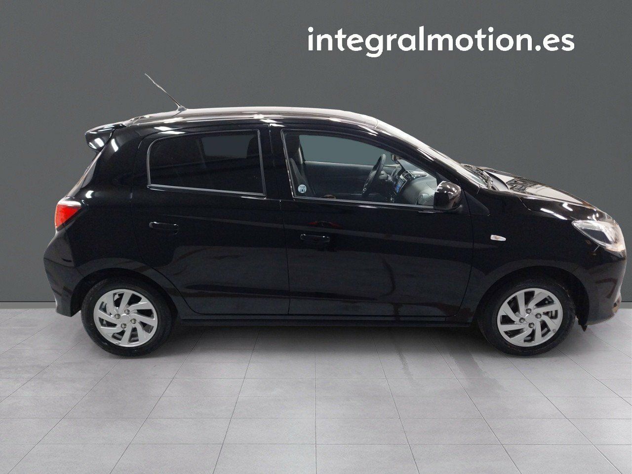 Foto Mitsubishi Space Star 10