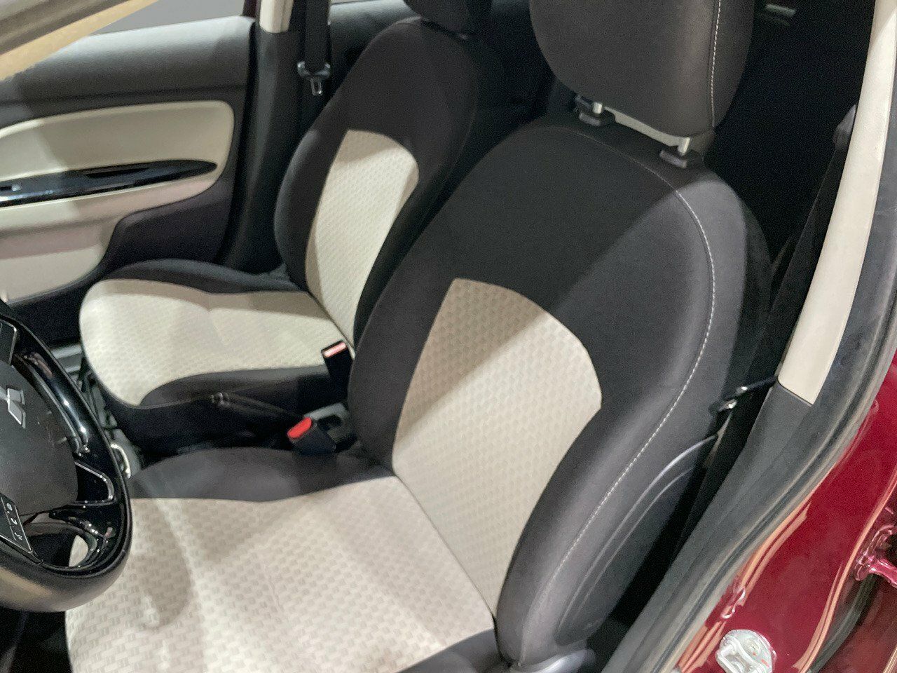 Foto Mitsubishi Space Star 5