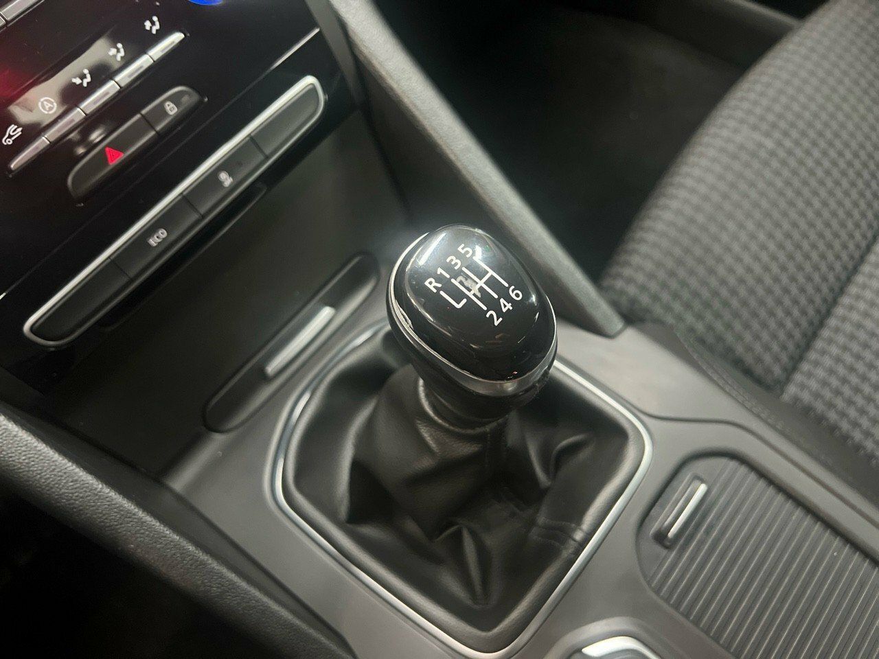Foto Renault Talisman 18