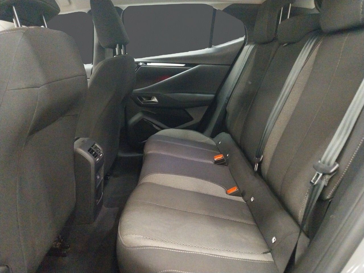 Foto DS Automobiles DS 4 10
