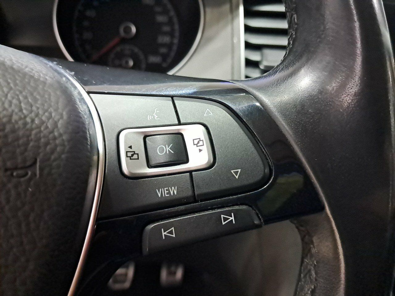 Foto Volkswagen Golf 13