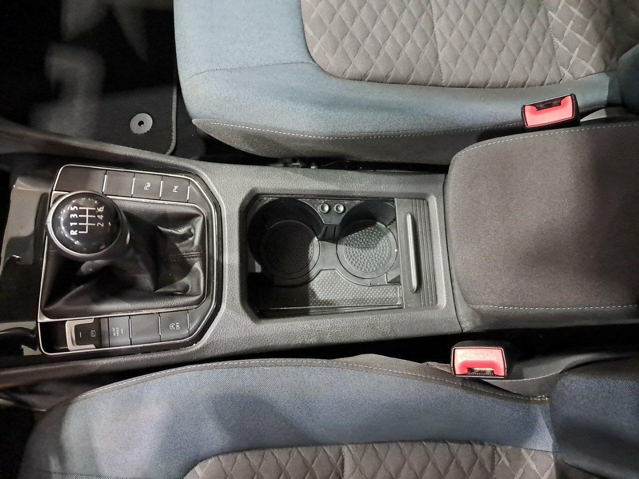 Foto Volkswagen Golf 21