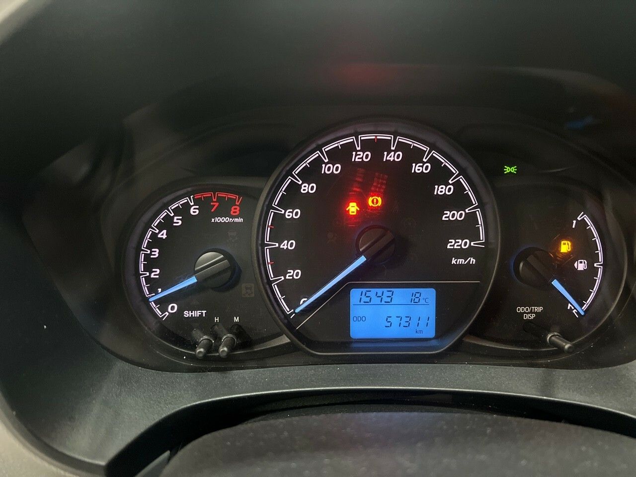 Foto Toyota Yaris 8
