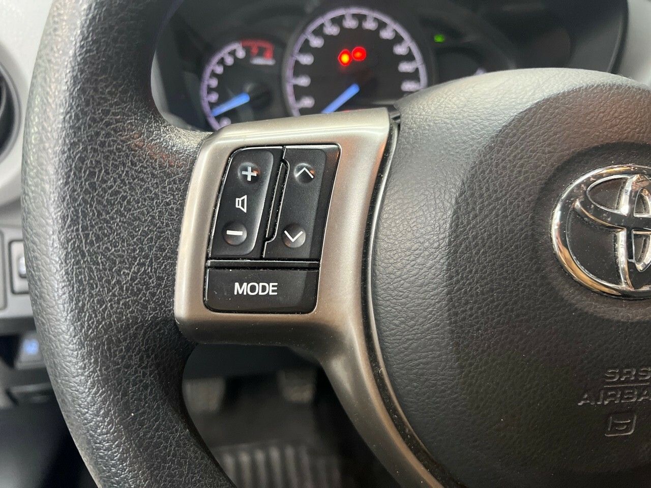 Foto Toyota Yaris 12