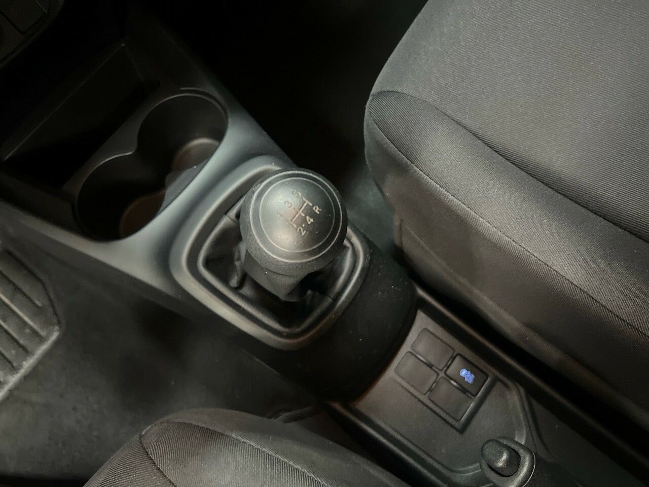 Foto Toyota Yaris 18