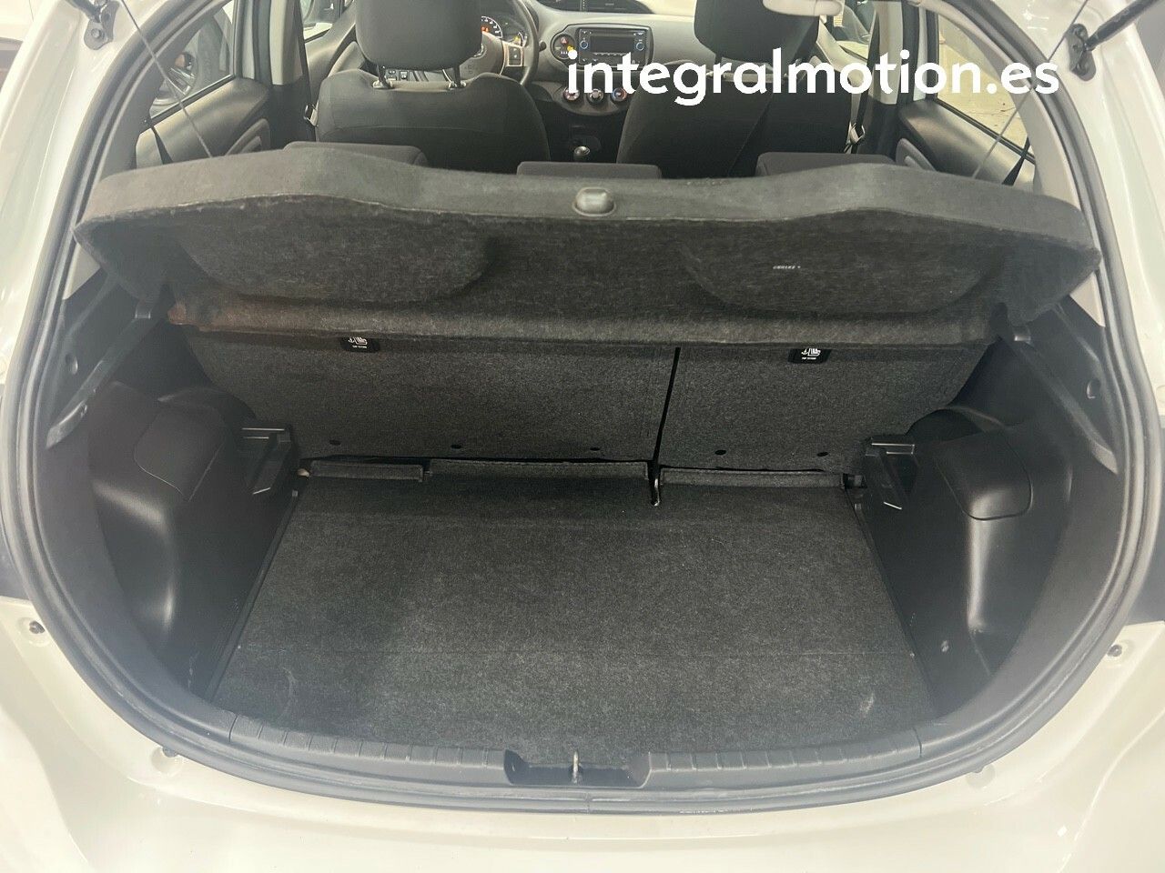 Foto Toyota Yaris 30