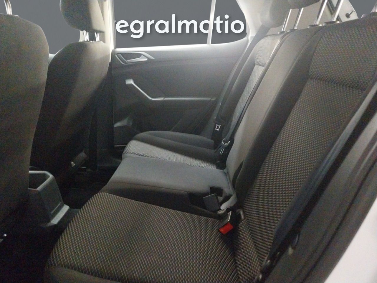 Foto Volkswagen T-Cross 9