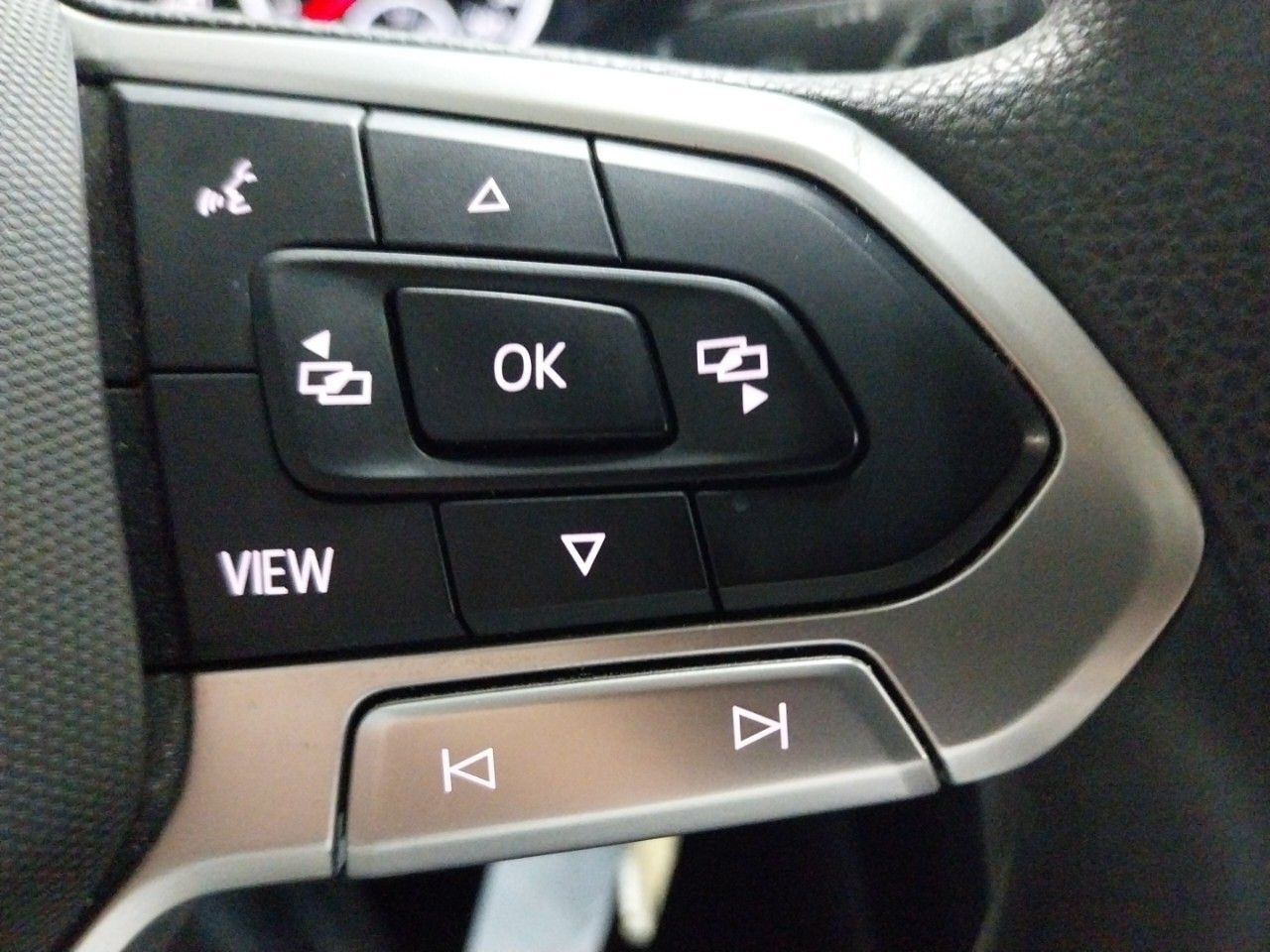 Foto Volkswagen T-Cross 12