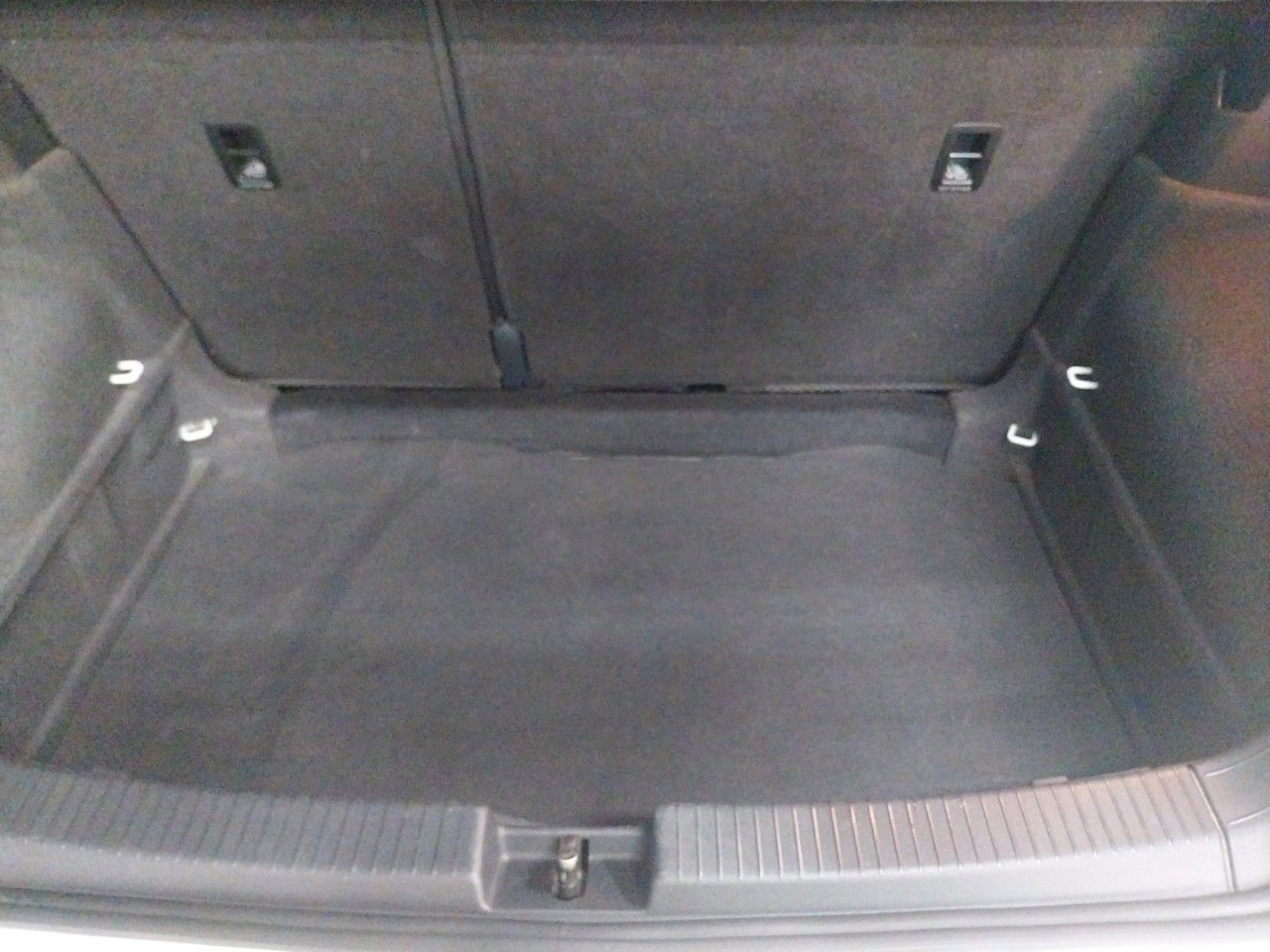 Foto Volkswagen T-Cross 28