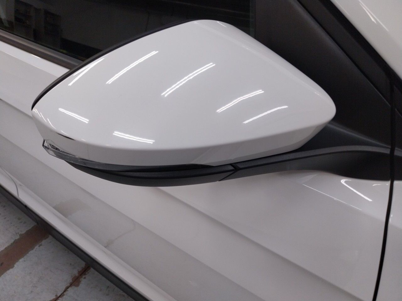 Foto Volkswagen T-Cross 29