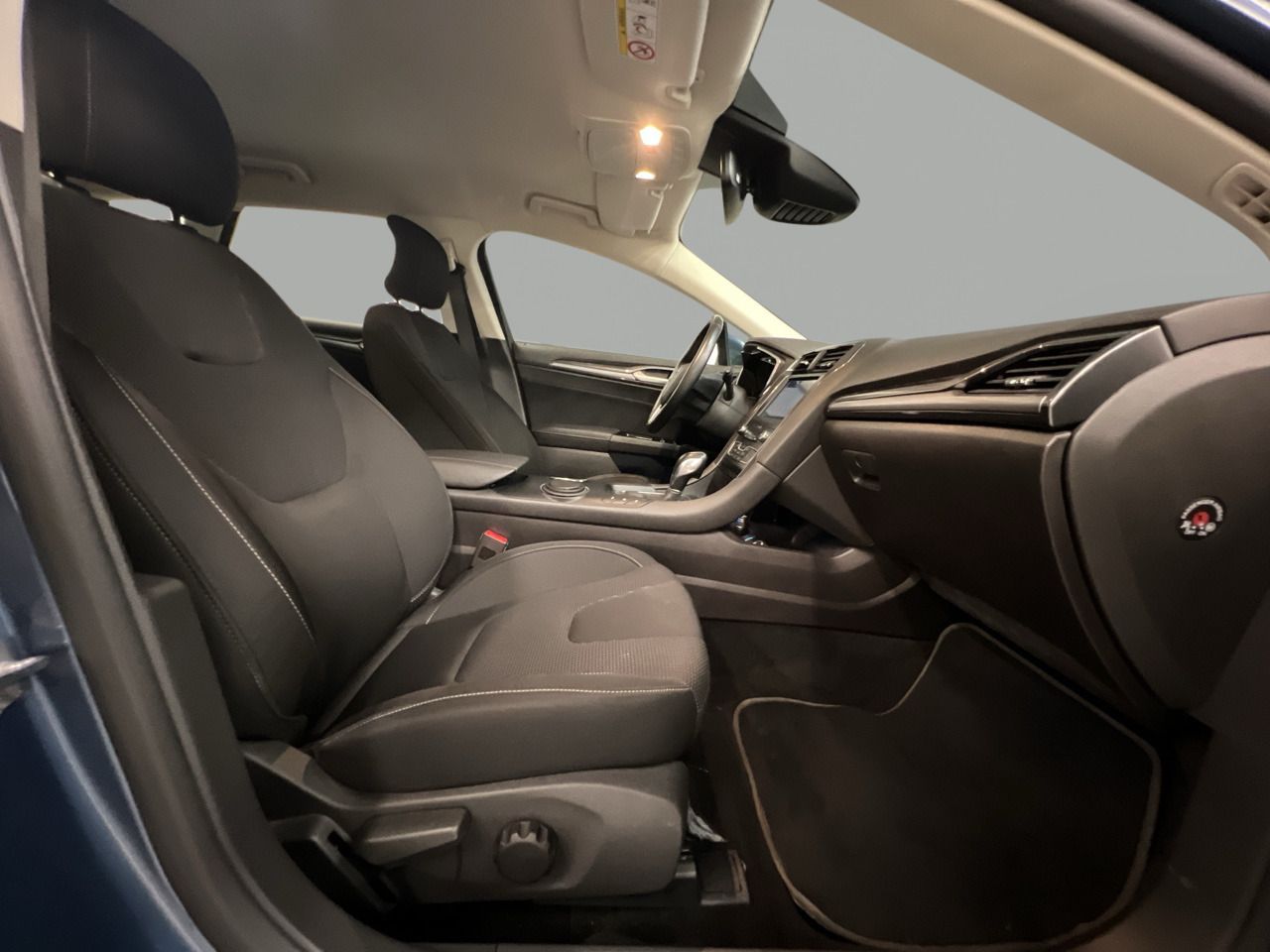 Foto Ford Mondeo 9