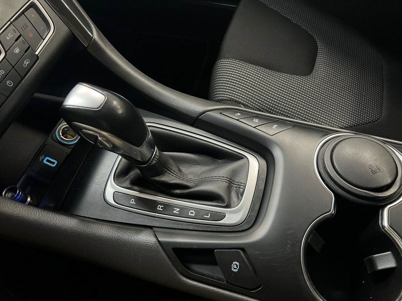 Foto Ford Mondeo 18