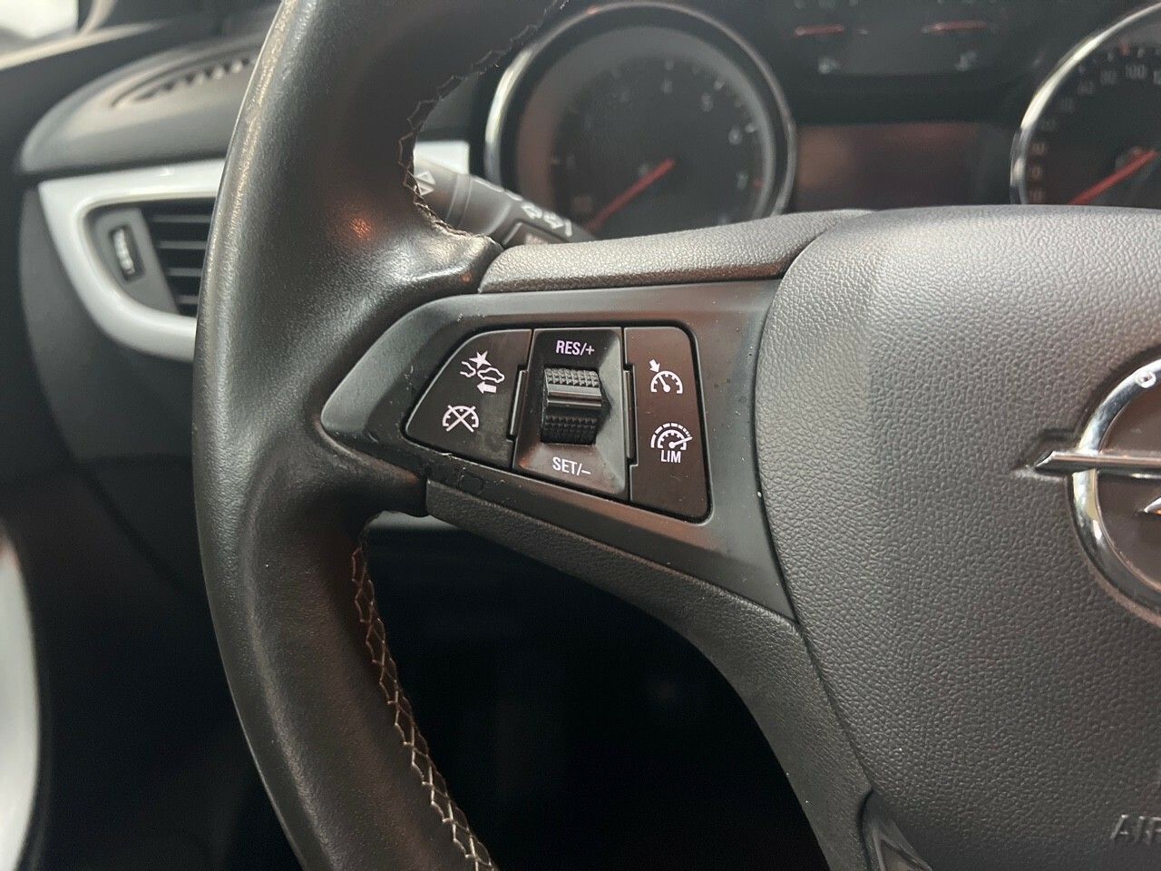 Foto Opel Astra 12