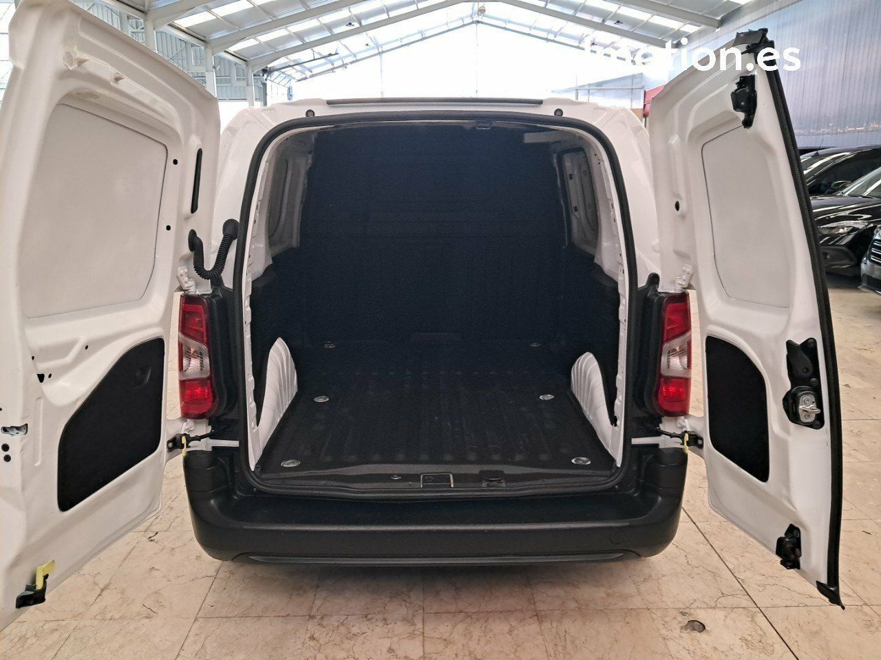 Foto Toyota Proace 13
