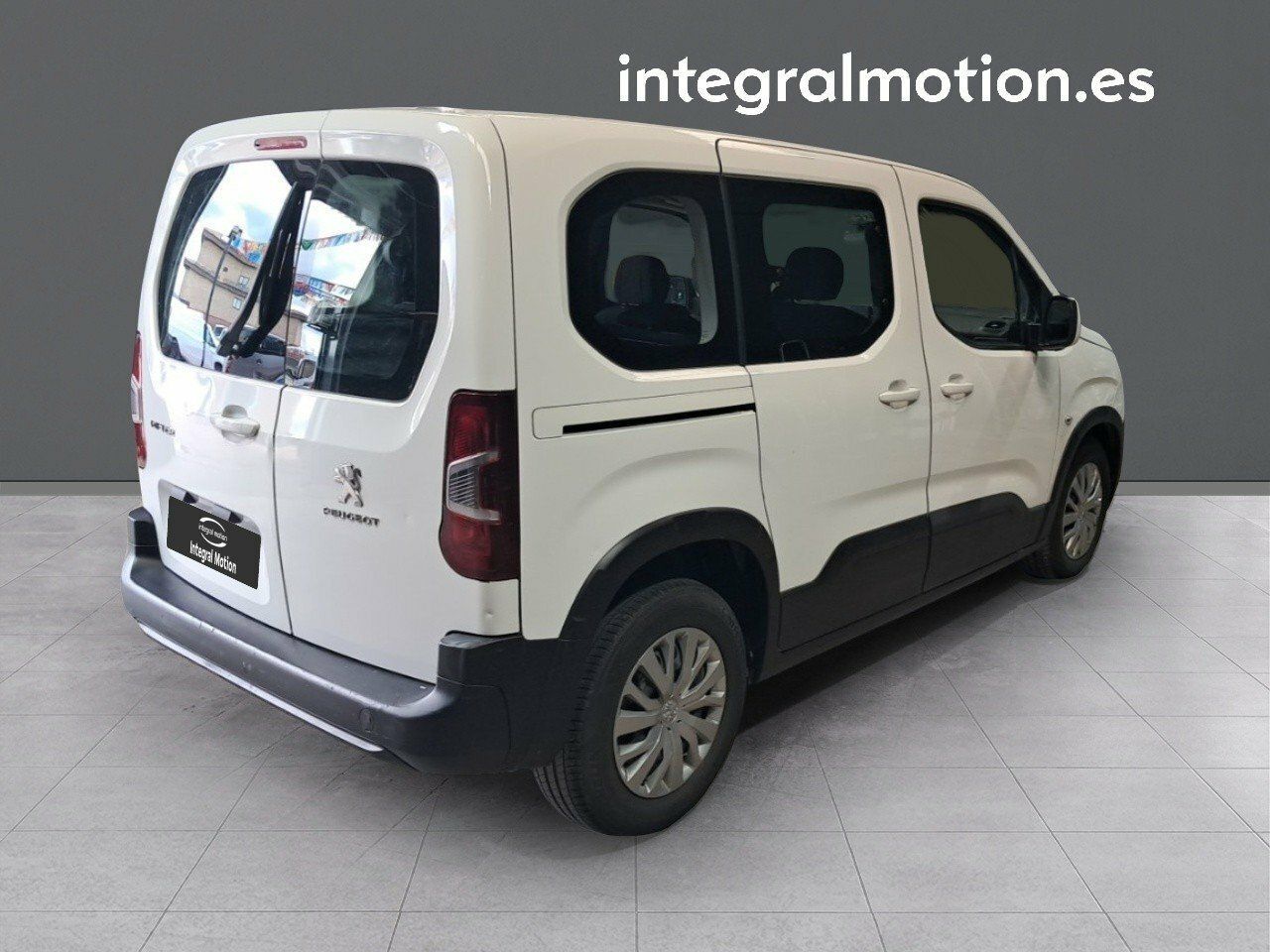 Foto Peugeot Rifter 12