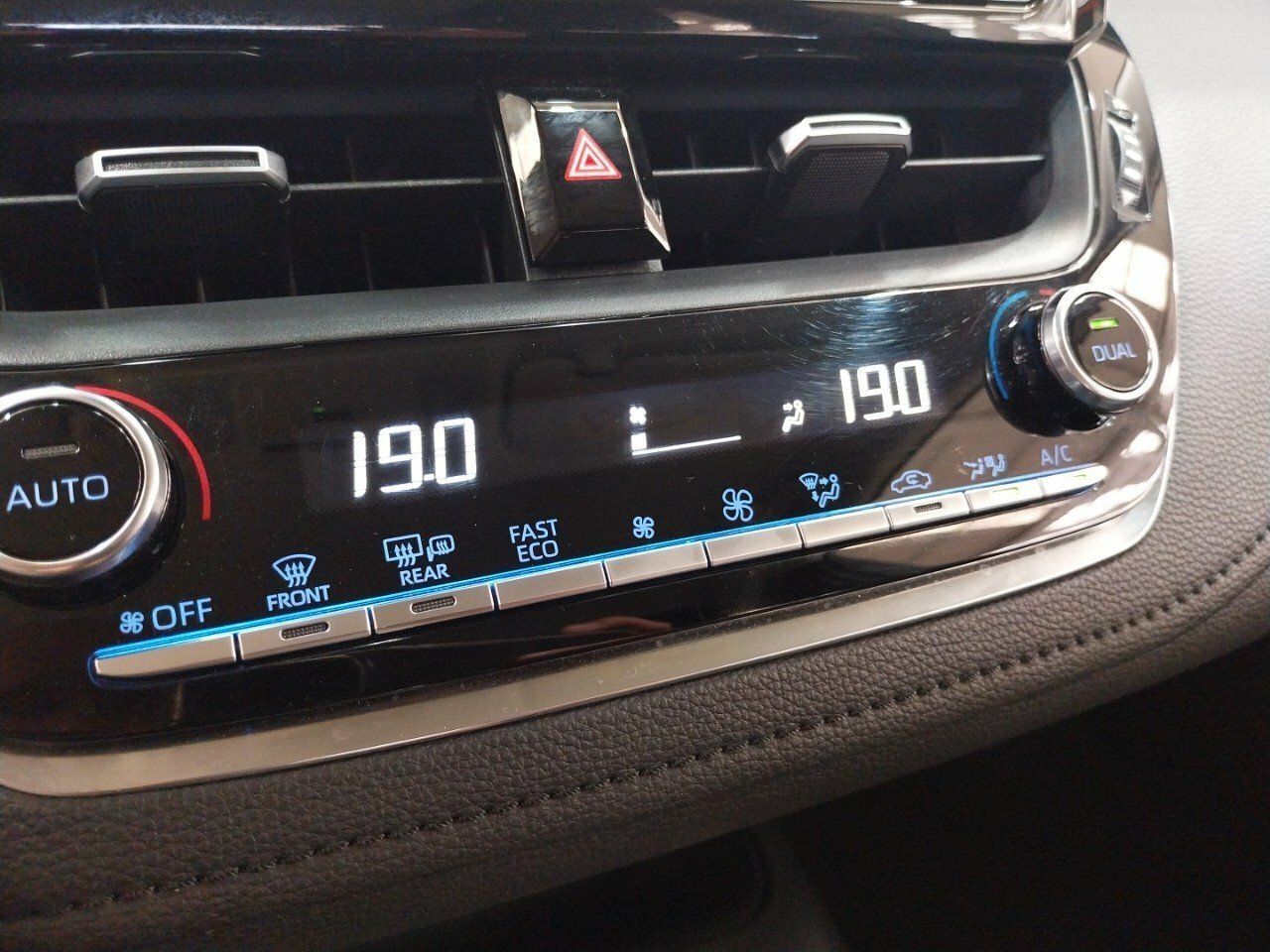 Foto Toyota Corolla 17