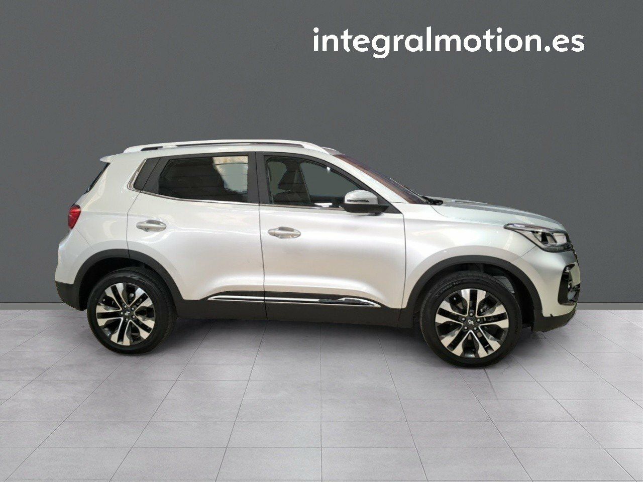 Foto DR Automobiles DR5 26