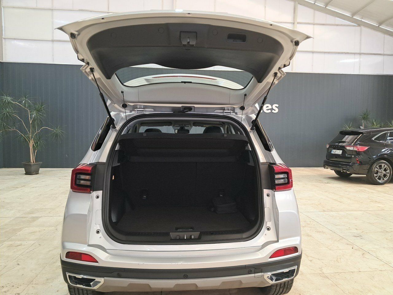 Foto DR Automobiles DR5 30