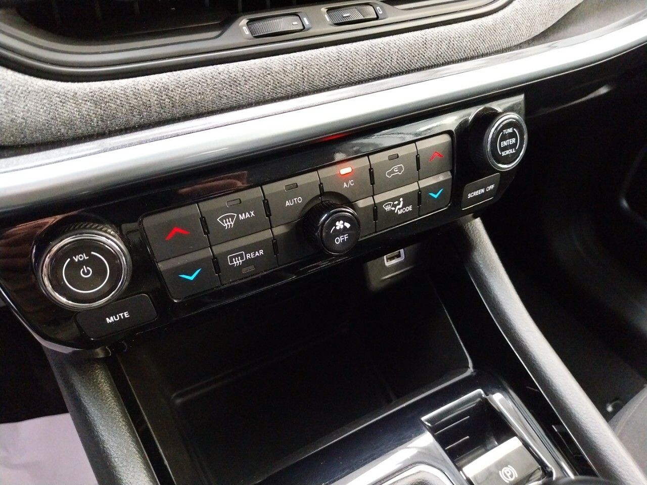 Foto Jeep Compass 21