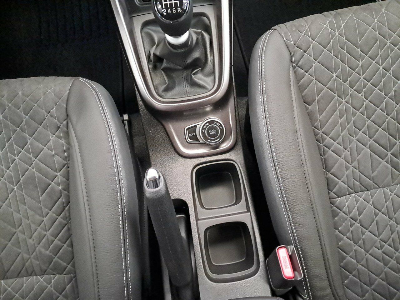 Foto Suzuki Vitara 22