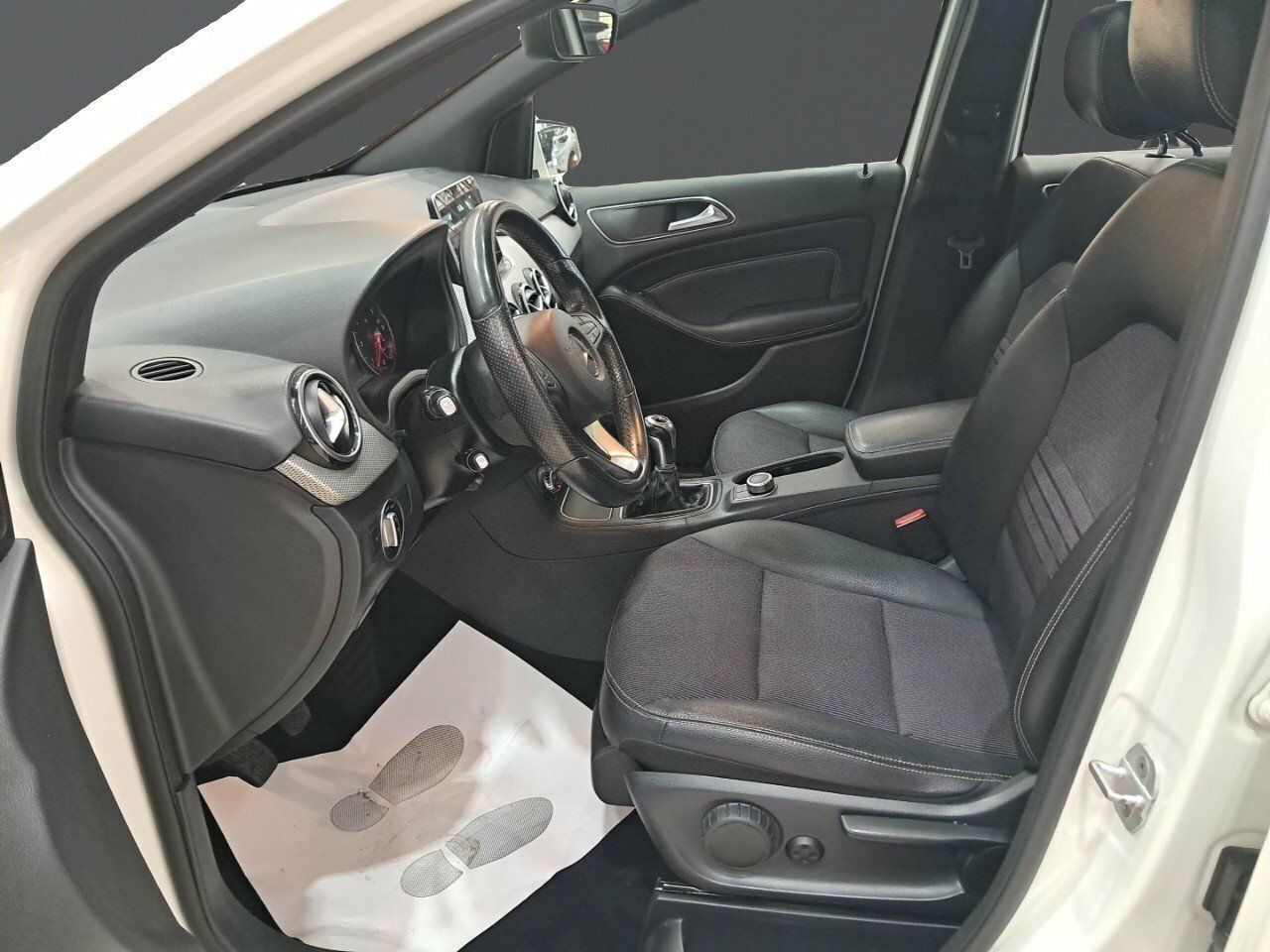 Foto Mercedes-Benz Clase B 6