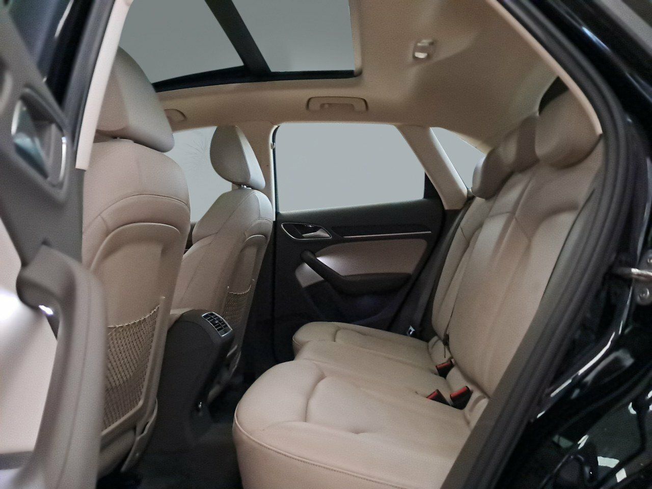 Foto Audi Q3 10