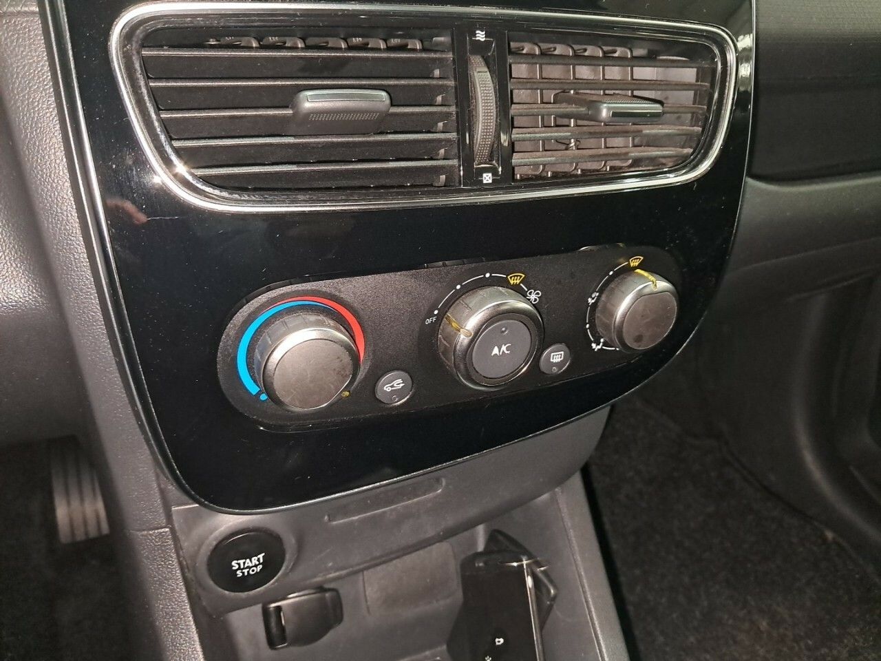 Foto Renault Clio 17