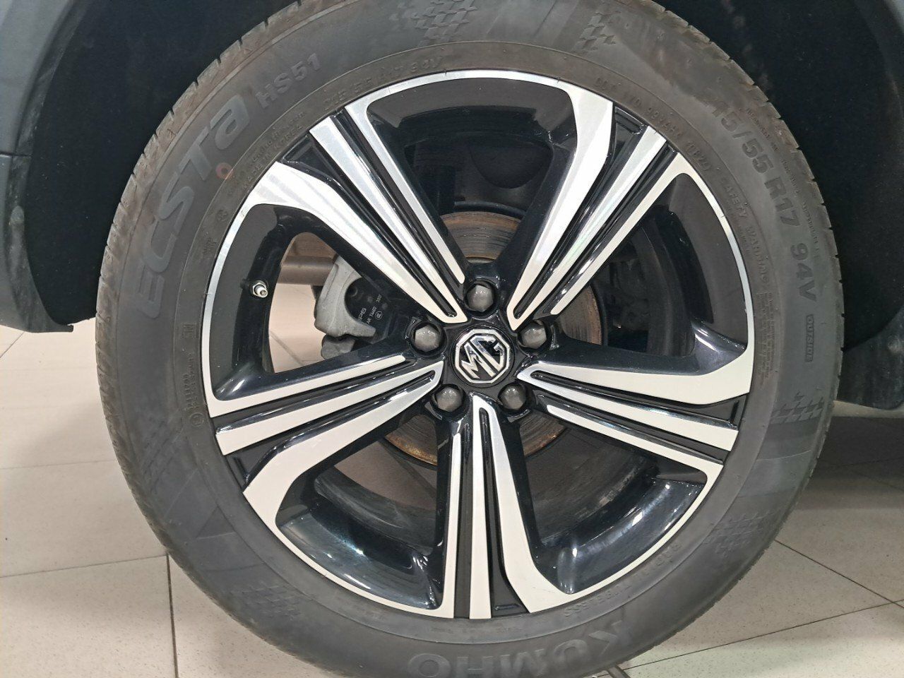 Foto MG ZS 13