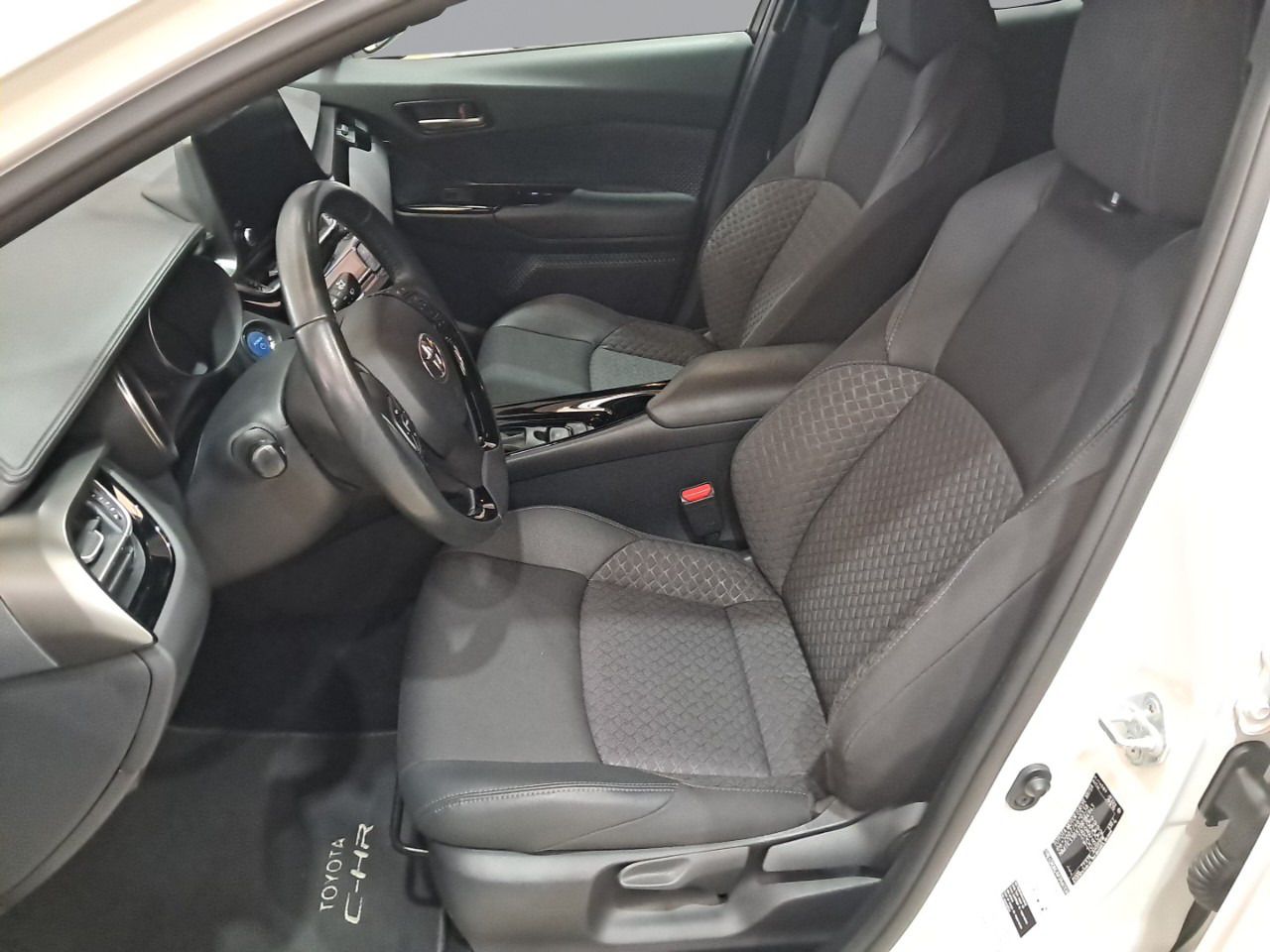 Foto Toyota C-HR 6