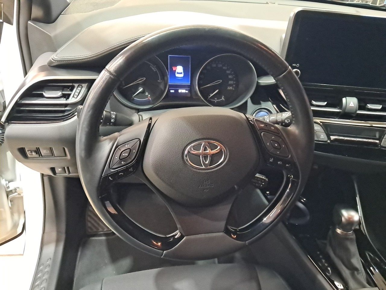 Foto Toyota C-HR 11