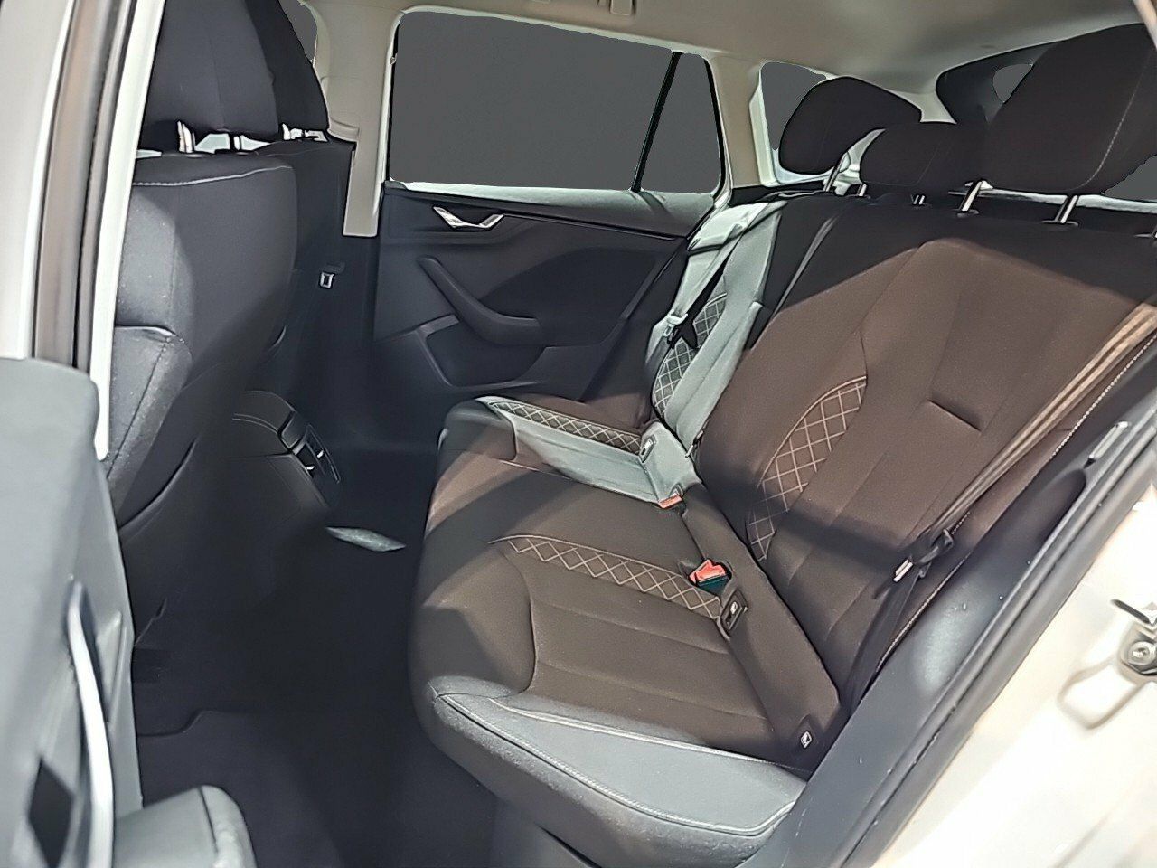 Foto Skoda Kamiq 10