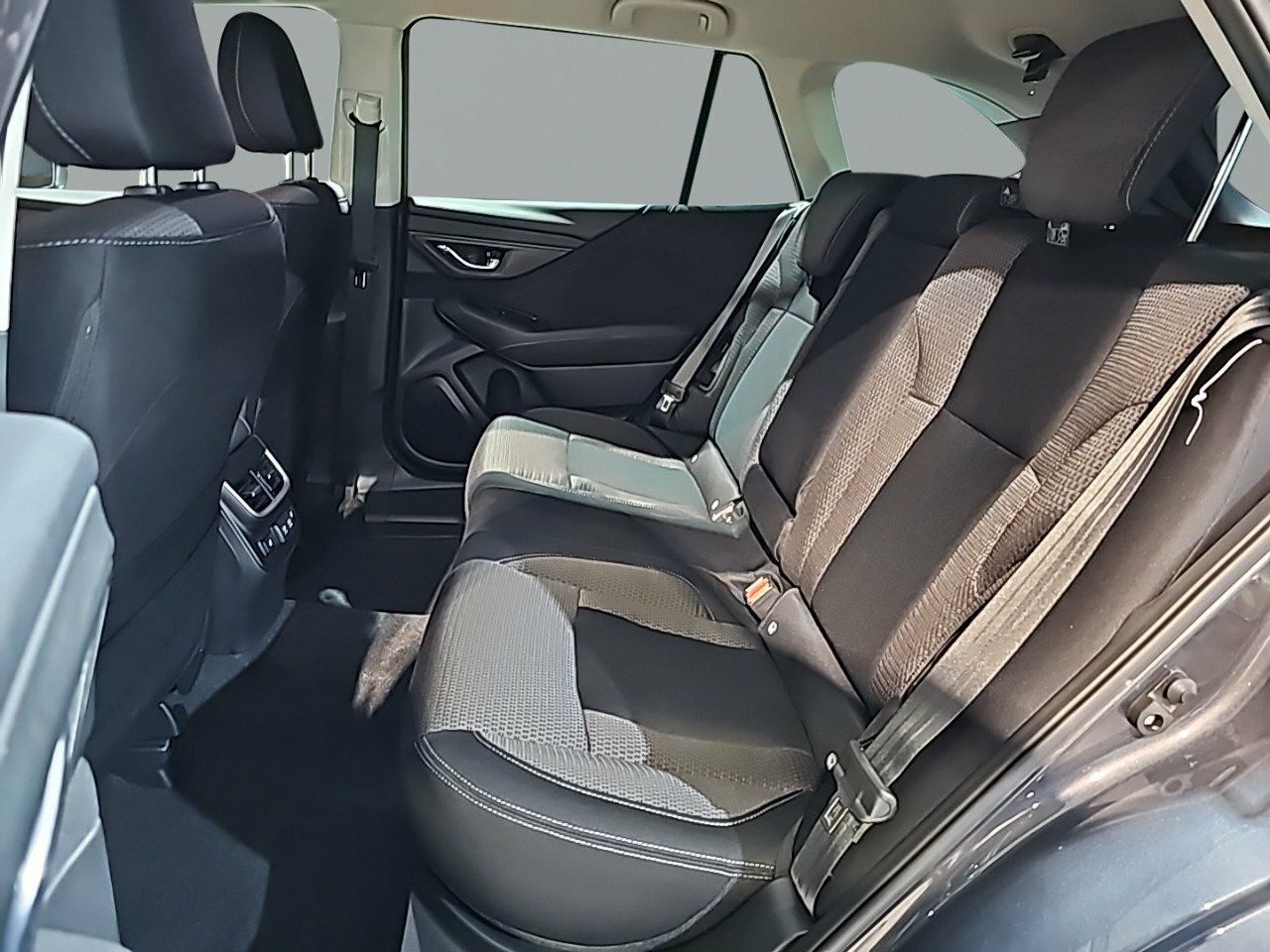 Foto Subaru Outback 10