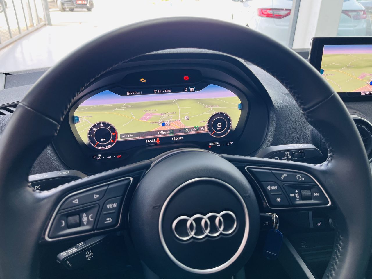 Foto Audi Q2 11