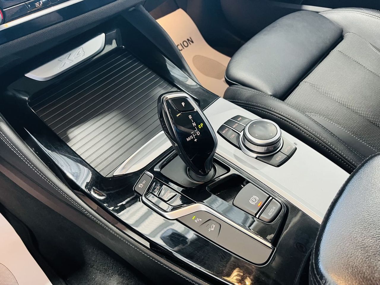 Foto BMW X4 18