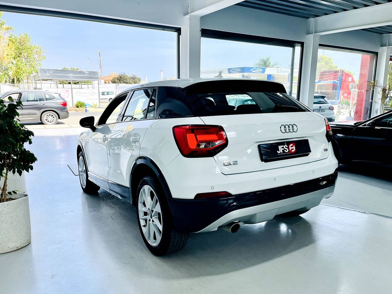 Foto Audi Q2 7